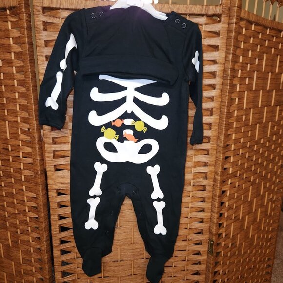 Carter's Baby Halloween Skeleton Jumpsuit w/ Beanie Hat - Size 6m - NWT - Picture 1 of 4
